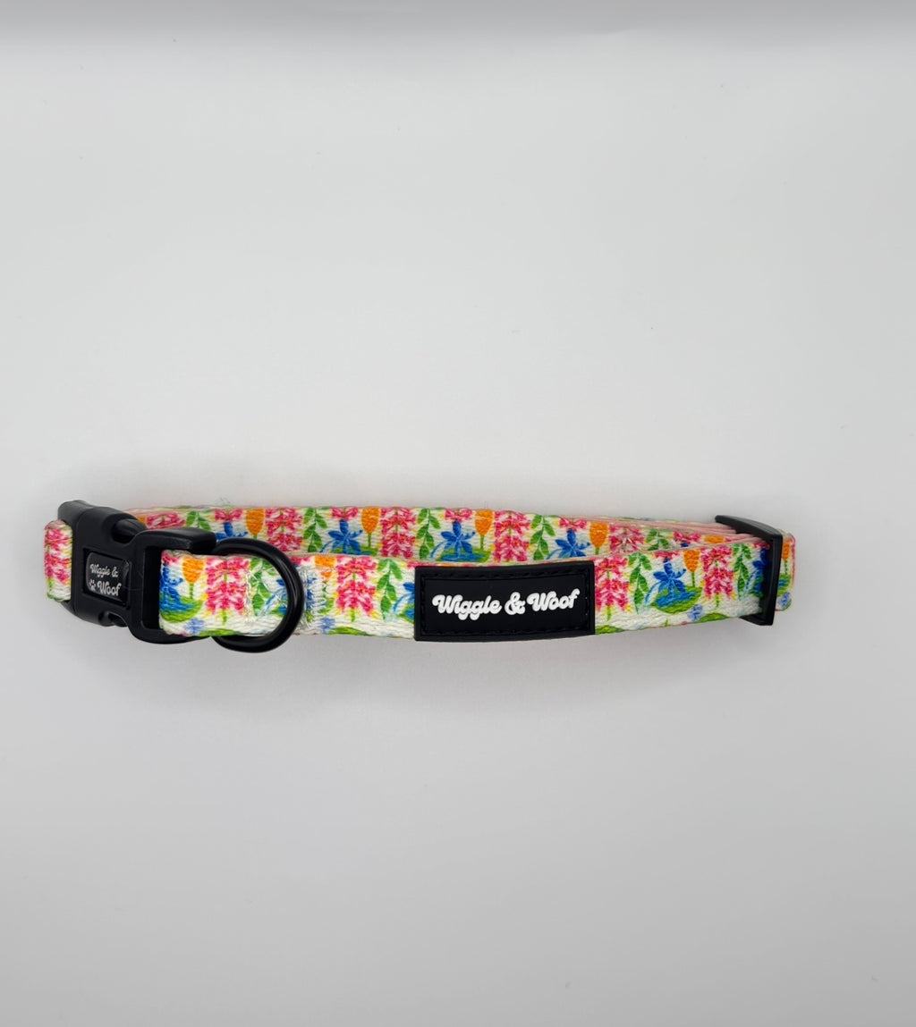 Meadow Muse Adjustable Dog Collar - Wiggle & Woof