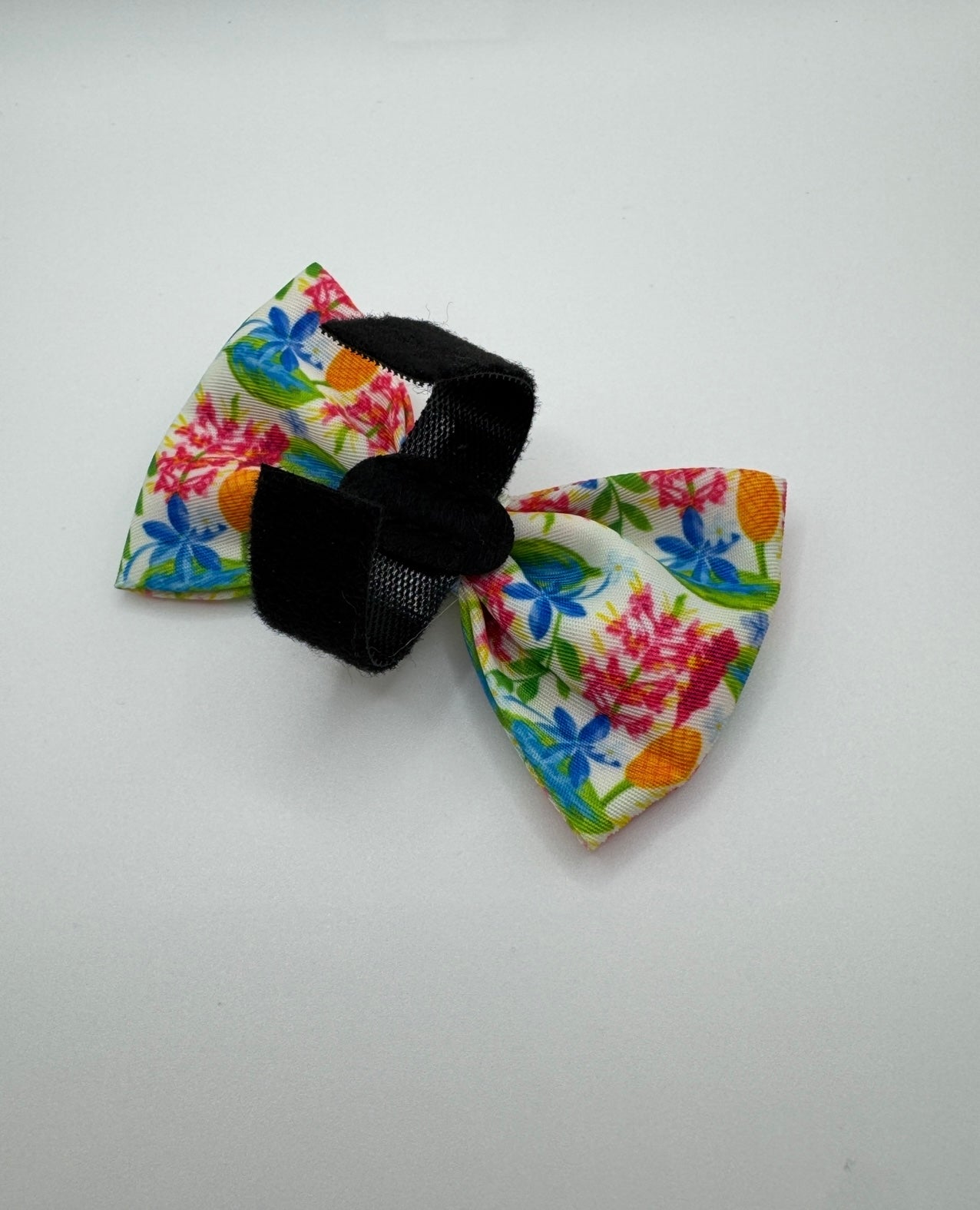 Meadow Muse Dog Bow Tie