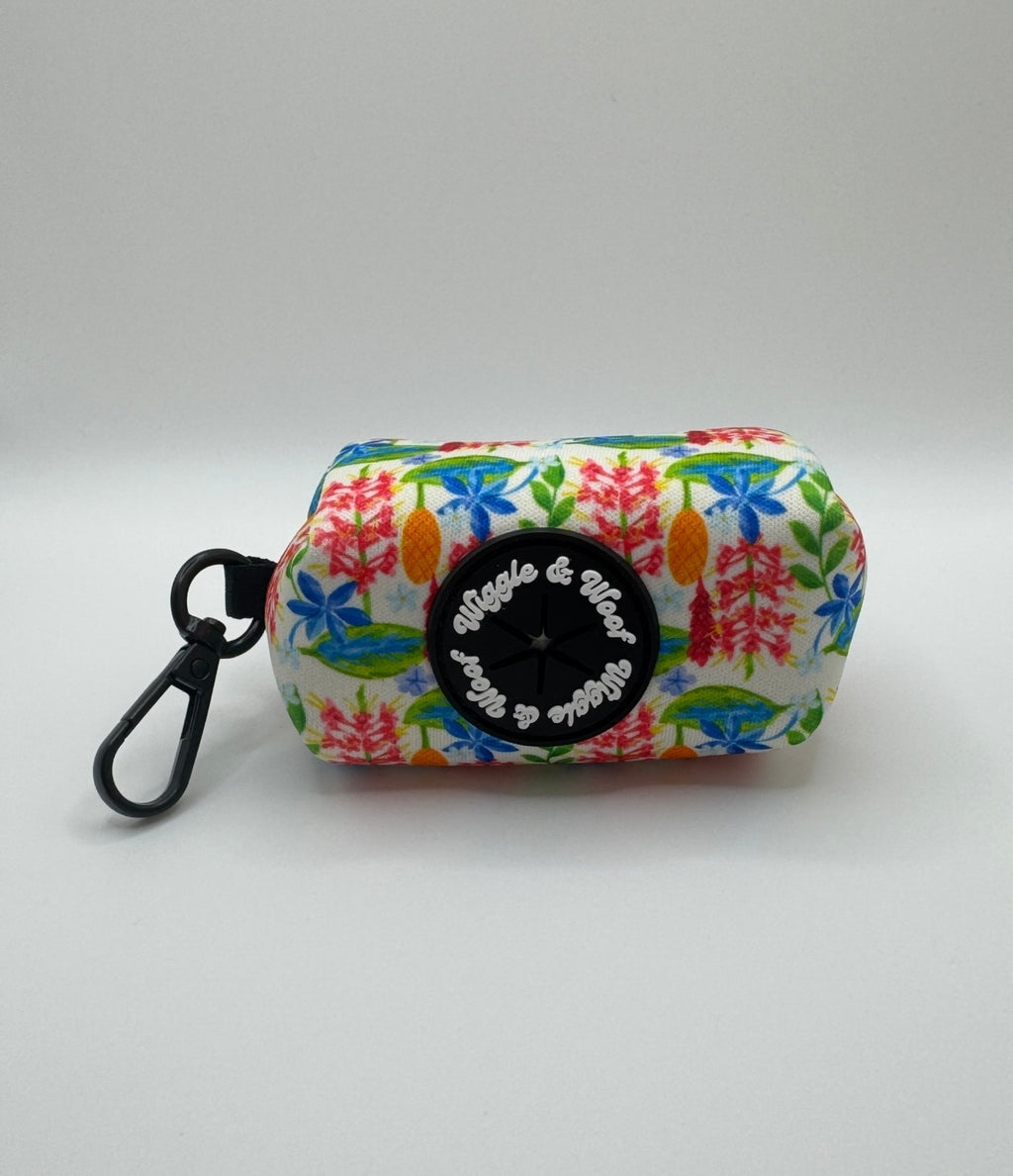 Meadow Muse Dog Poop Bag Holder - Wiggle & Woof